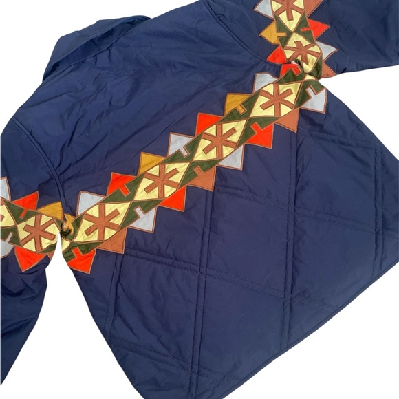 THE GREAT. Outdoors The Cropped Wanderer Blue Multicolor Patterned Puffer Jacket - Picture 4 of 9
